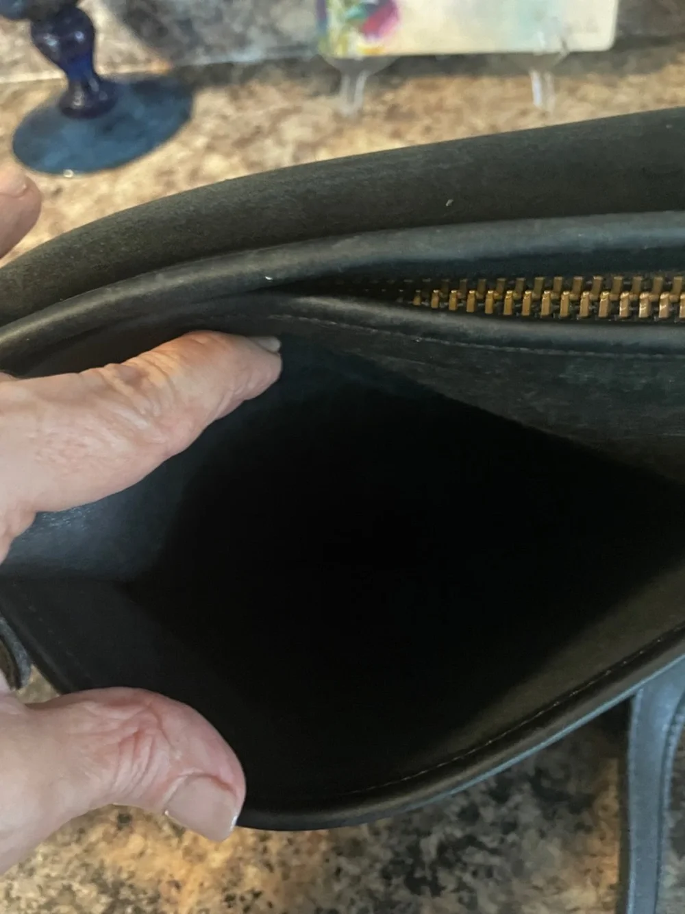 Vintage Coach 9951 Black Leather Crossbody Bag - Picture 7 of 11